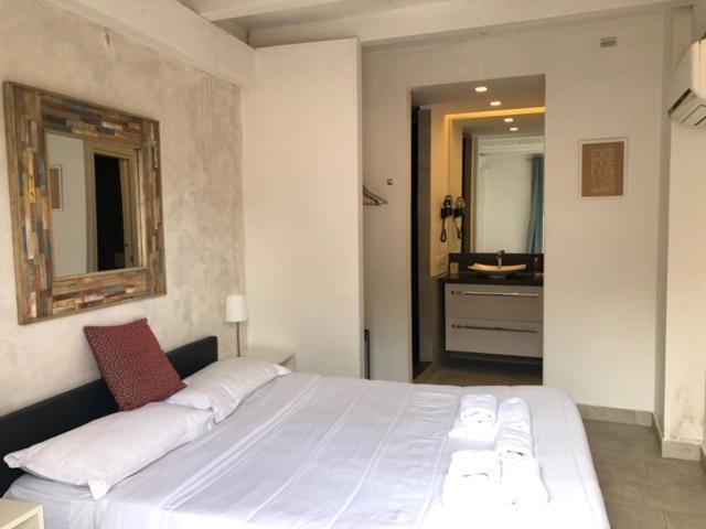 The Edwards Suites 圣特罗佩 外观 照片